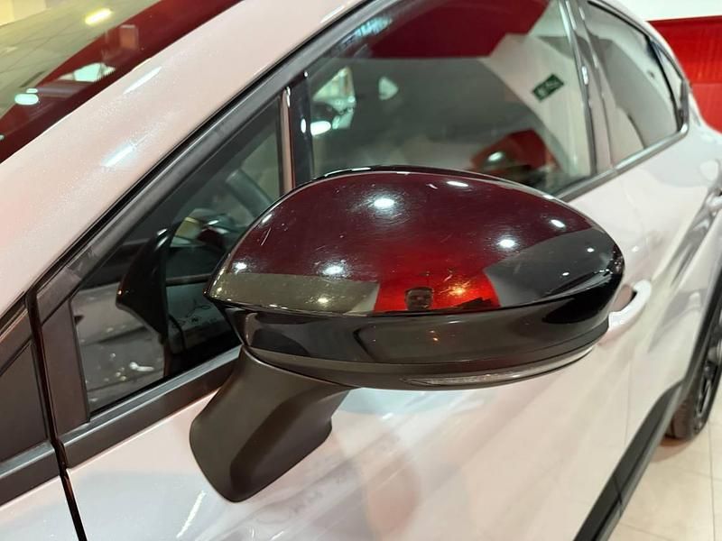 Usado Renault Captur Techno 91 CV (66 kW) 2024 Negro SUV