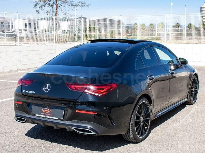 Usado Mercedes CLA200 150 CV (110 kW) 2020 Negro Berlina