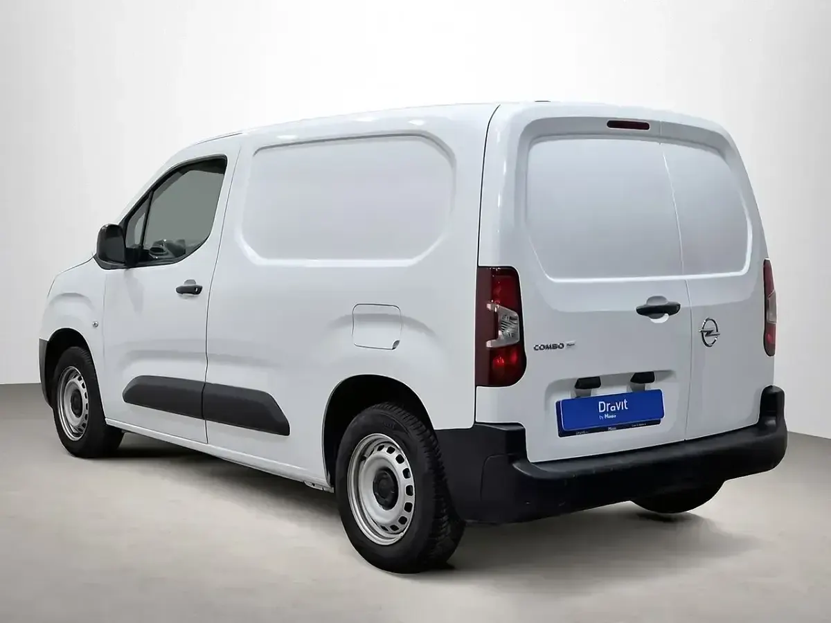 Usado Opel Combo 103 CV (75 kW) 2021 Blanco Monovolumen