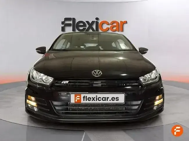 Usado VW Scirocco R-line 125 CV (91 kW) 2017 Negro Coupe
