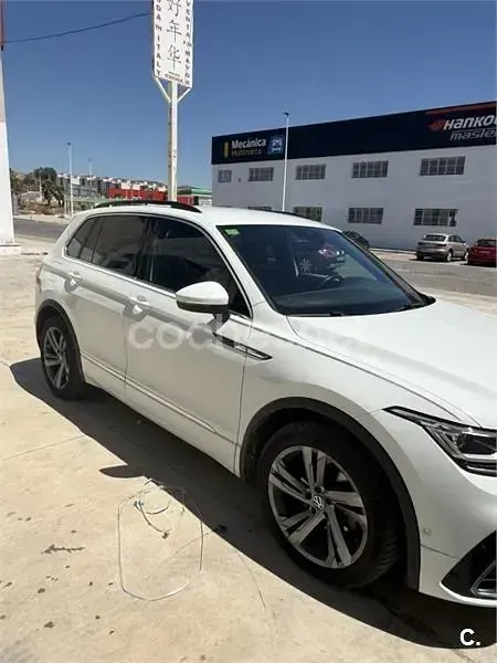 Usado VW Tiguan R-line 150 CV (110 kW) 2021 Blanco SUV