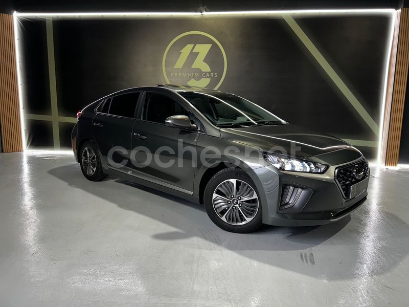 Gris / plata Usado 2022 Hyundai Ioniq Style Berlina | 19.900 € (Precio justo) - Imagen 1/4