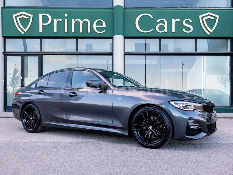 Gris / plata Usado 2020 BMW 320 Comfort Edition Berlina | 31.800 € (Un poco caro) - Imagen 1/4
