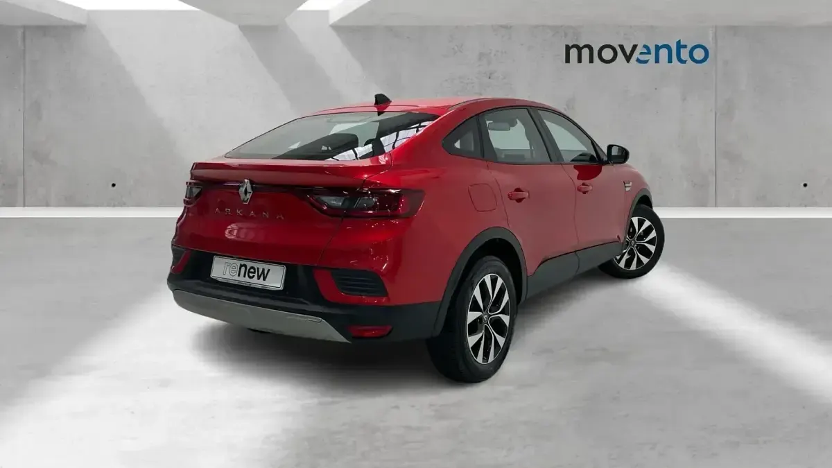 Usado Renault Arkana Equilibre 145 CV (106 kW) 2023 Rojo SUV