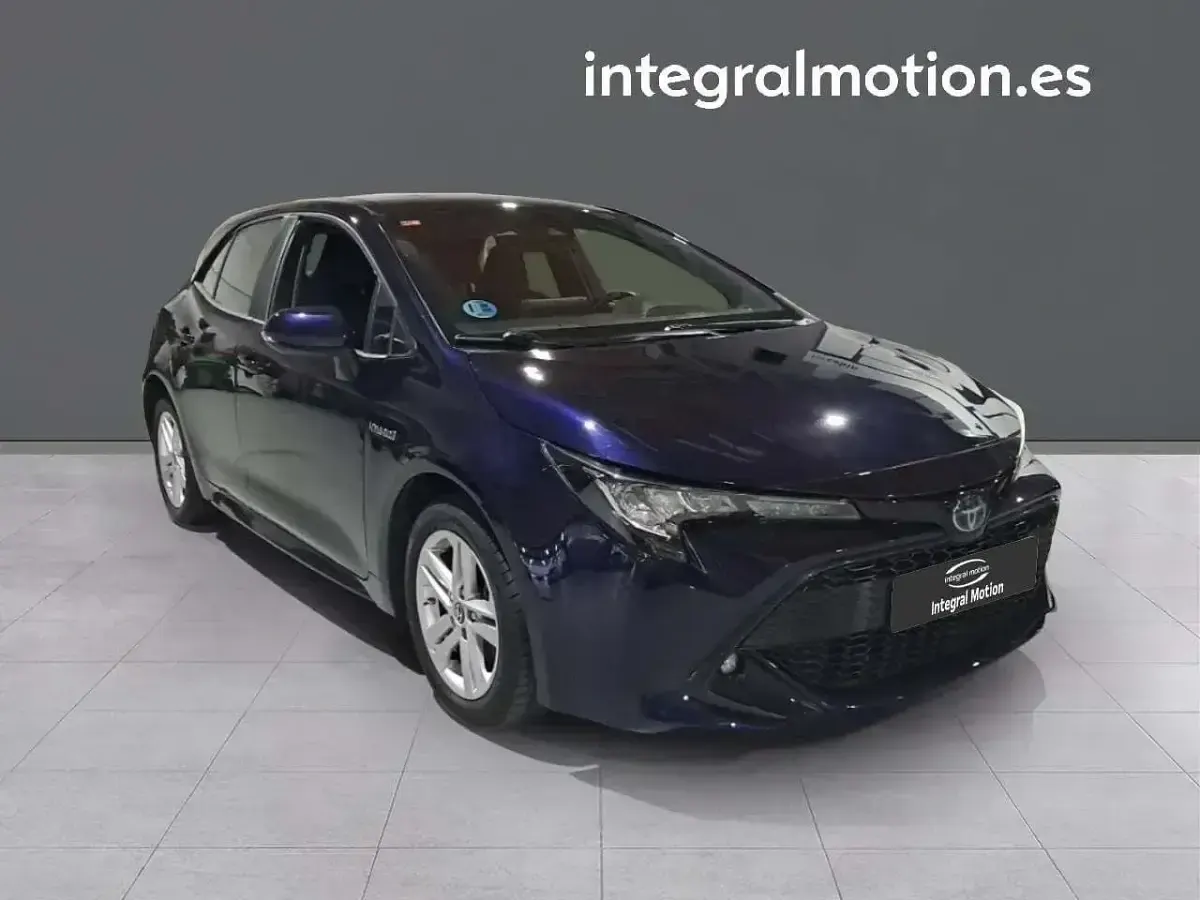 Usado Toyota Corolla Active 122 CV (89 kW) 2021 Azul Berlina