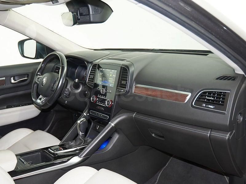 Usado Renault Koleos Zen 150 CV (110 kW) 2019 Gris / plata SUV