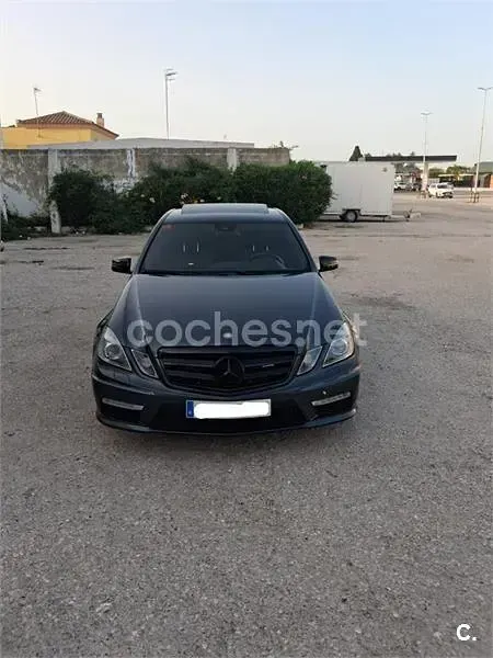 Usado Mercedes E63 AMG AMG 514 CV (378 kW) 2010 Gris / plata Berlina