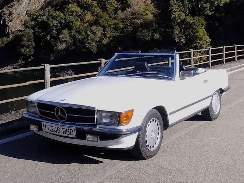Usado Mercedes SL300 188 CV (138 kW) 1987 Blanco Coupe