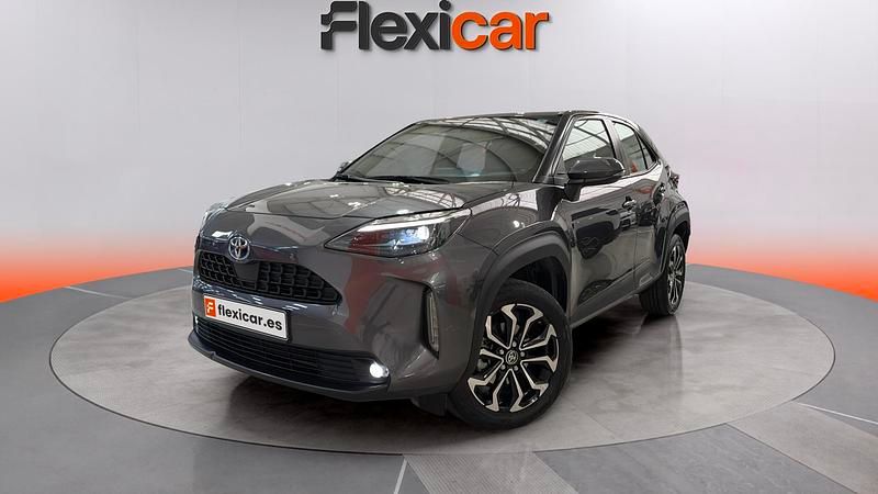 Usado Toyota Yaris Hybrid Active 116 CV (85 kW) 2024 Gris