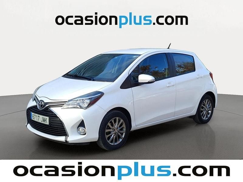 Usado Toyota Yaris Active 99 CV (72 kW) 2016 Blanco Utilitario
