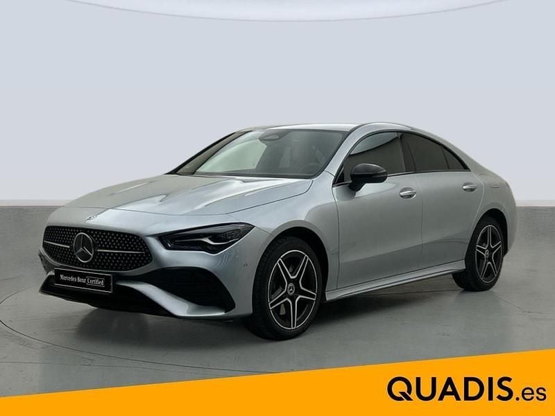 Usado Mercedes CLA250e 218 CV (160 kW) 2025 Gris Berlina