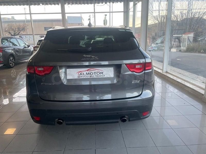 Usado Jaguar F-Pace Prestige 163 CV (119 kW) 2019 Marrón SUV