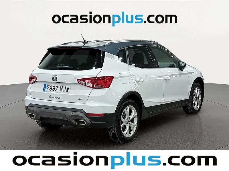 Usado Seat Arona FR 150 CV (110 kW) 2023 Blanco SUV