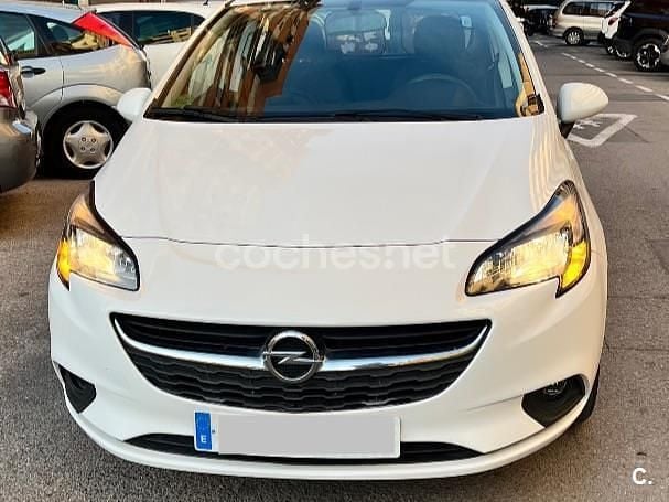 Usado Opel Corsa Expression 75 CV (55 kW) 2017 Blanco Utilitario