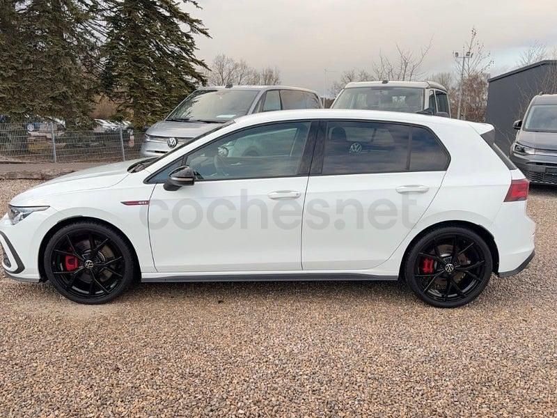 Usado VW Golf VIII GTI 245 CV (180 kW) 2023 Blanco Berlina