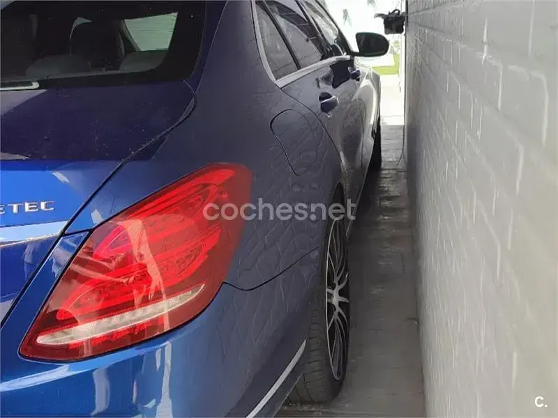 Usado Mercedes C220 AMG 170 HP (125 kW) 2015 Azul Sedan