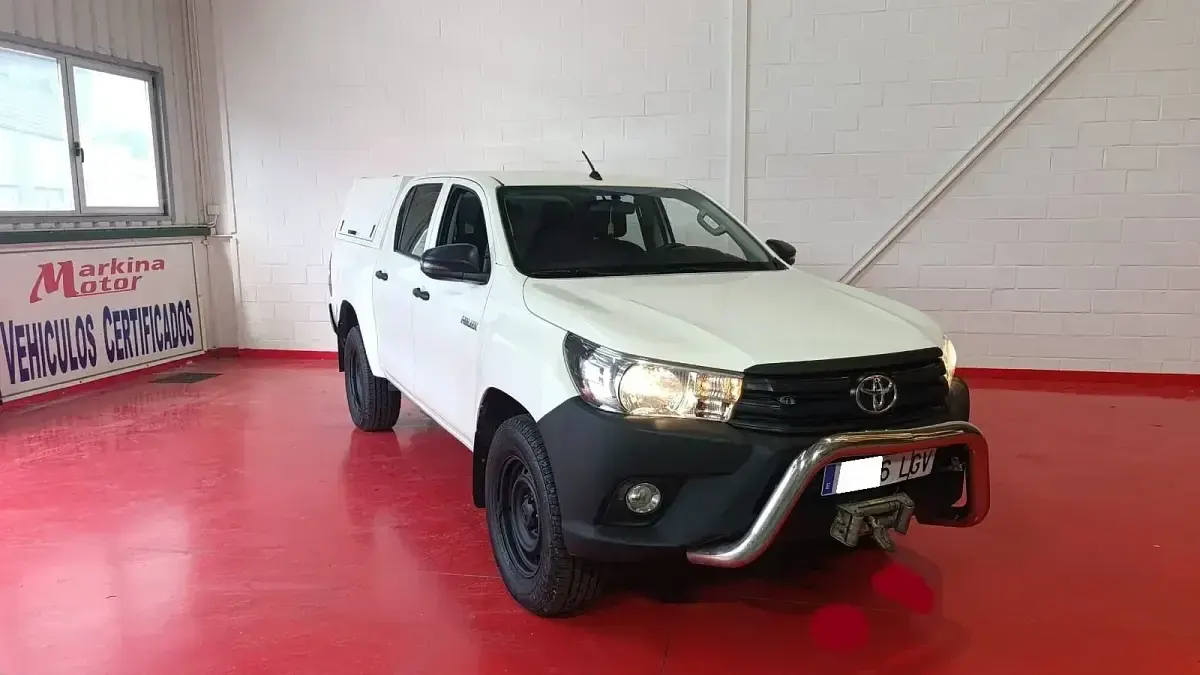 Usado Toyota HiLux 150 CV (110 kW) 2020 Blanco Pickup/Camioneta