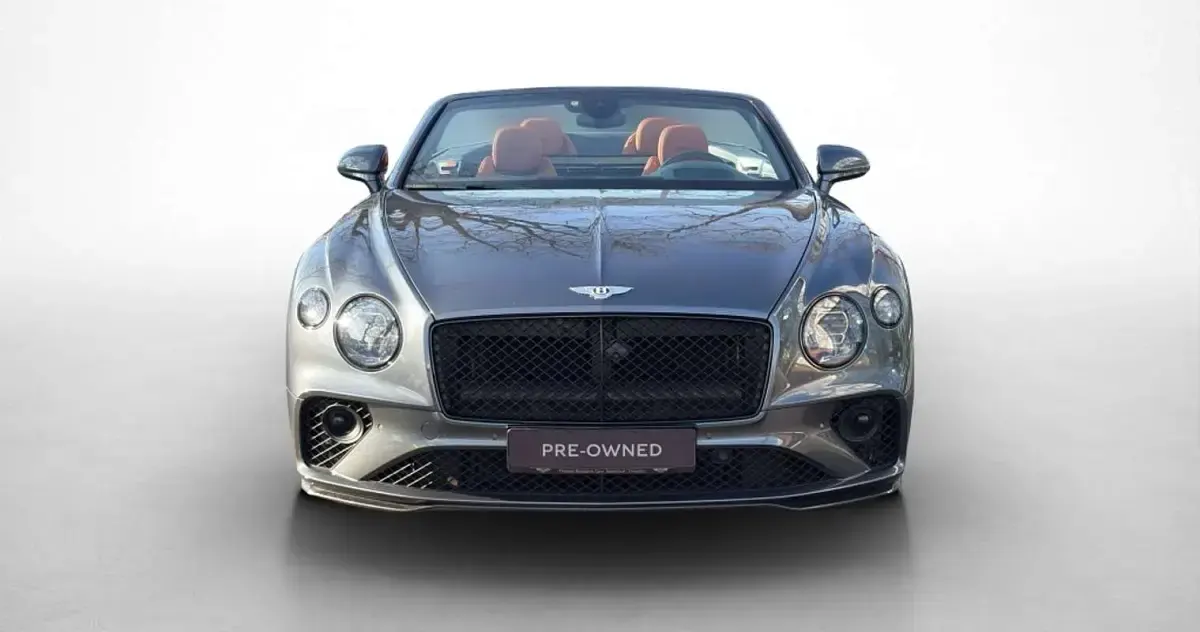 Usado Bentley Continental 635 CV (467 kW) 2021 Gris Descapotable