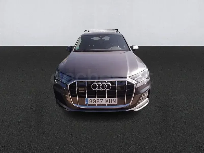 Usado Audi Q7 S-line plus 231 CV (169 kW) 2023 Gris / plata SUV