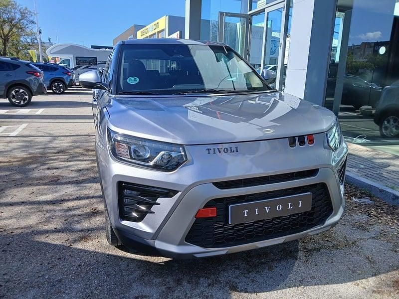Usado Ssangyong (KGM) Tivoli 135 CV (99 kW) 2025 Gris / plata SUV