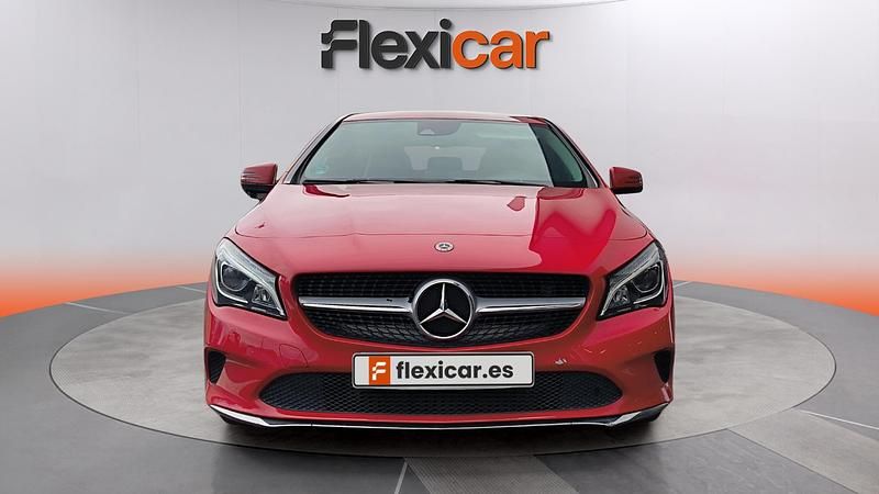 Usado Mercedes CLA200 136 CV (100 kW) 2018 Rojo Berlina