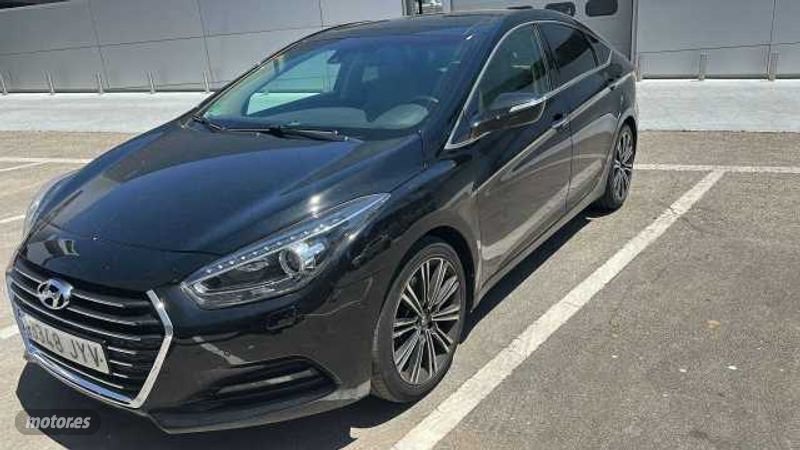 Negro Usado 2017 Hyundai i40 Style Berlina | 19.900 € - Imagen 1/3