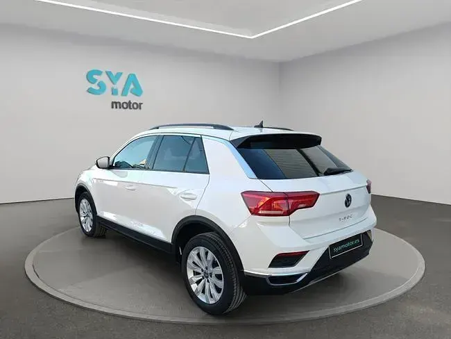 Usado VW T-Roc Advance 110 CV (80 kW) 2022 Blanco SUV