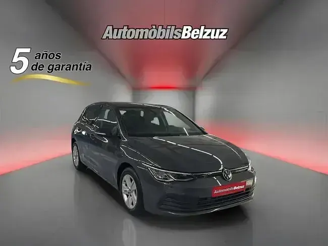 Usado VW Golf VII Life 110 CV (80 kW) 2021 Gris Utilitario