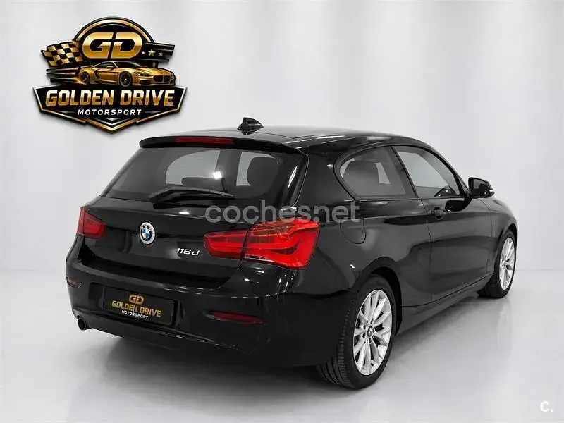 Usado BMW 116 Efficient Dynamics 116 CV (85 kW) 2015 Negro Utilitario