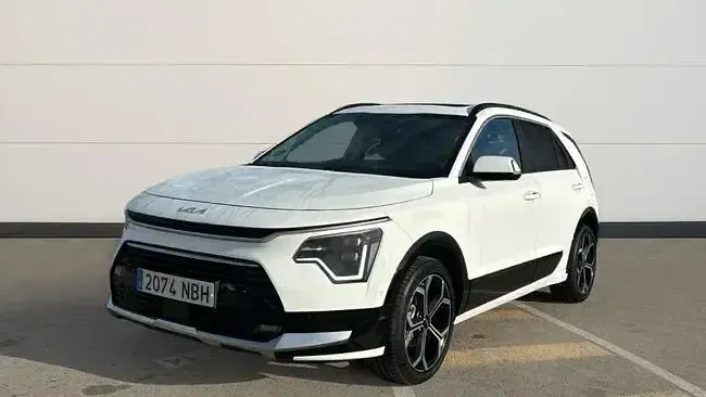 Usado Kia Niro 129 CV (94 kW) 2025 Blanco SUV