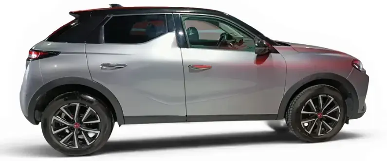 Usado DS Automobiles DS3 Crossback Performance 131 CV (96 kW) 2023 Gris / plata SUV