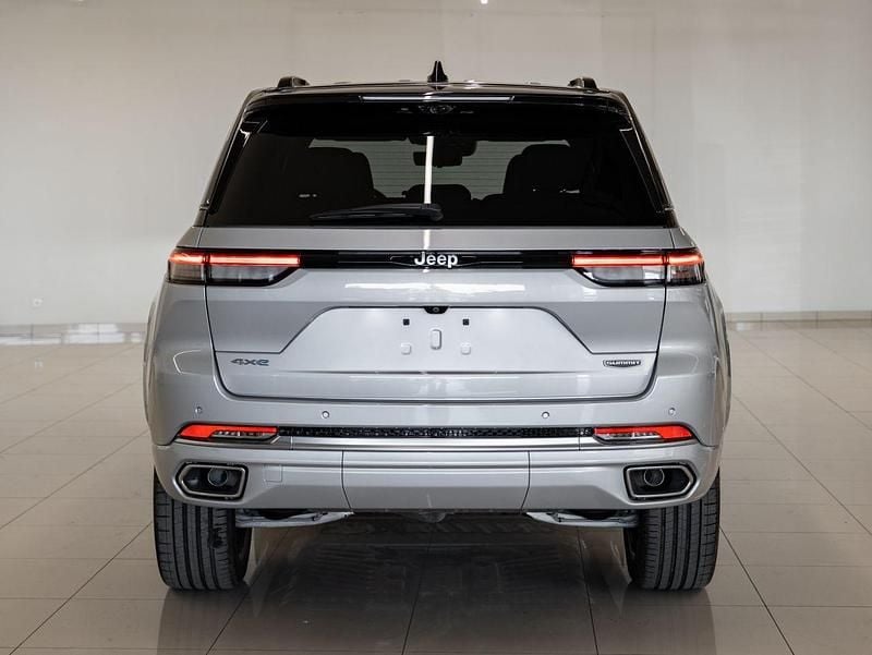 Nuevo Jeep Grand Cherokee Summit 380 CV (279 kW) 2025 Gris SUV