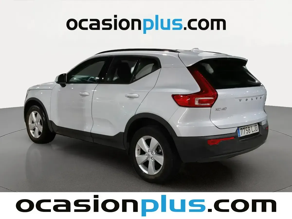 Usado Volvo XC40 150 CV (110 kW) 2020 Gris SUV