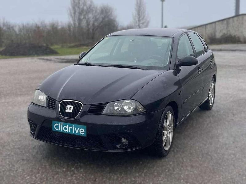 Usado Seat Ibiza Reference 101 CV (74 kW) 2006 Negro Utilitario