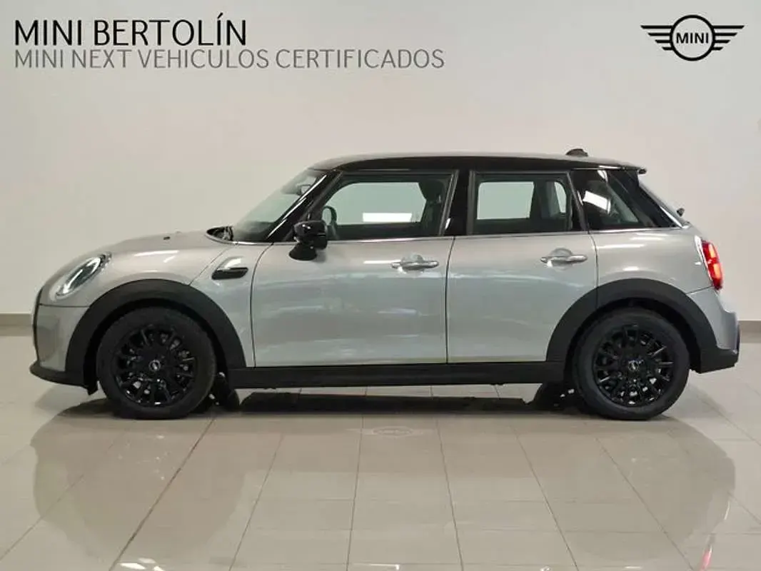 Usado Mini Cooper 136 CV (100 kW) 2023 Gris Utilitario