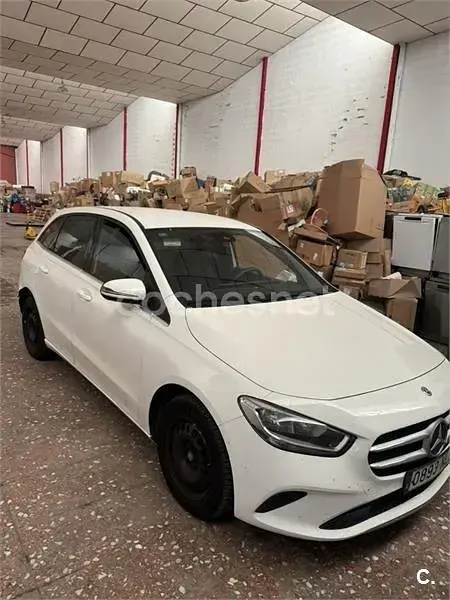 Usado Mercedes B200 150 CV (110 kW) 2021 Blanco Utilitario