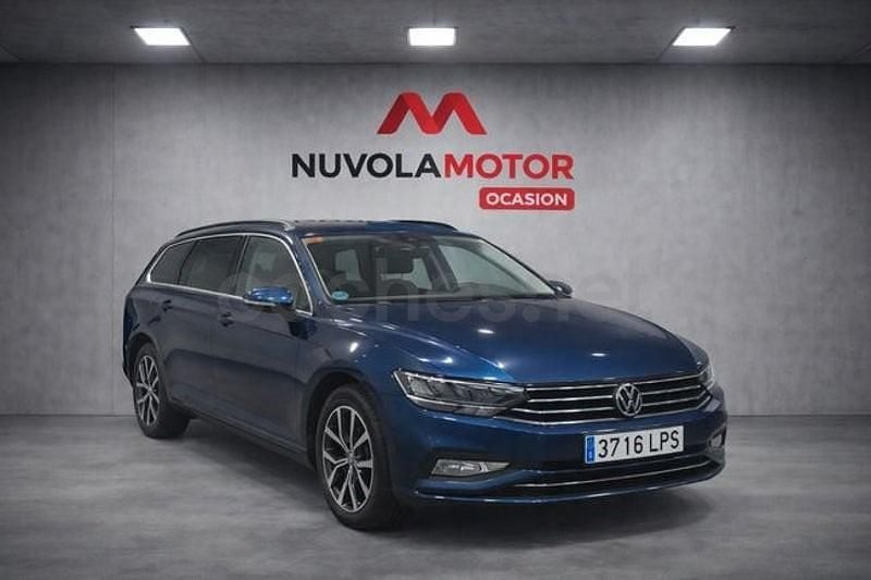 Usado VW Passat Executive 150 CV (110 kW) 2021 Azul Familiar