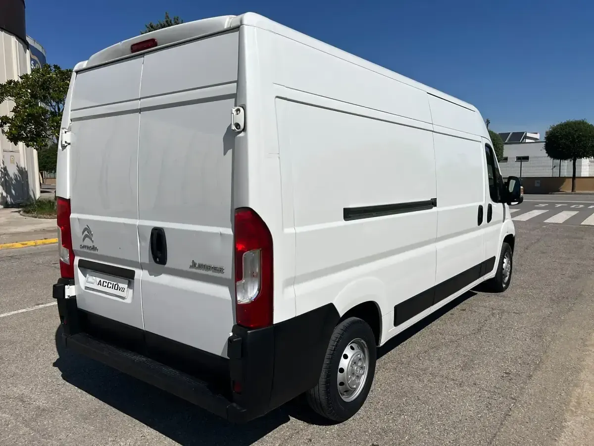 Usado Citroën Jumper 129 CV (94 kW) 2019 Blanco Monovolumen