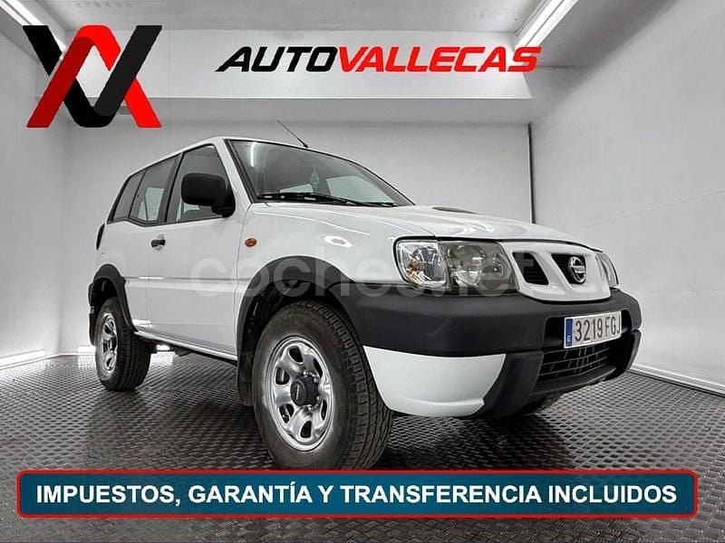 Blanco Usado 2006 Nissan Terrano Comfort SUV | 9990 € (Precio justo) - Imagen 1/4