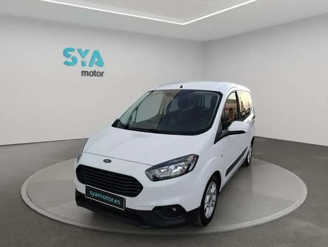 Usado Ford Transit Ambiente 101 CV (74 kW) 2020 Blanco Familiar