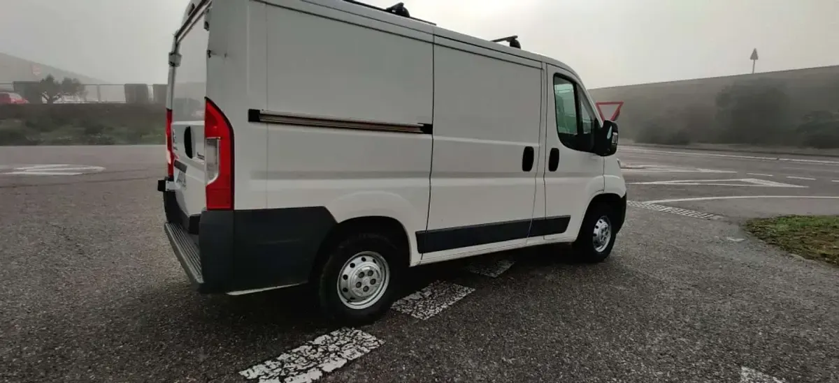 Usado Citroën Jumper 131 CV (96 kW) 2015 Blanco Monovolumen