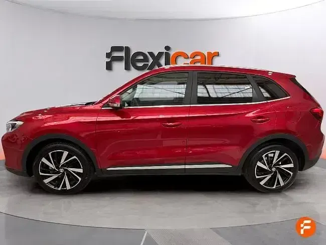 Usado MG ZS Luxury 197 CV (144 kW) 2025 Rojo SUV