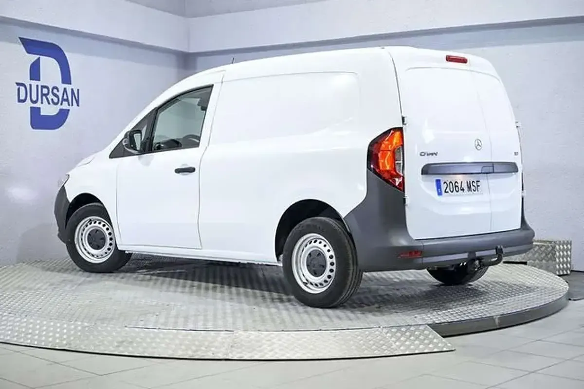 Usado Mercedes Citan 110 102 CV (75 kW) 2024 Blanco Monovolumen