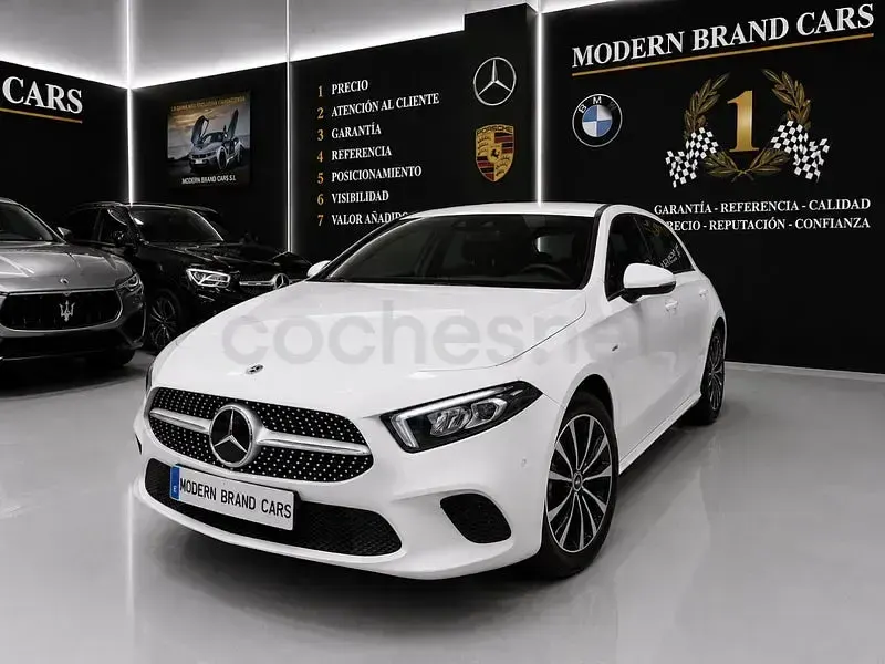 Usado Mercedes A250 218 CV (160 kW) 2021 Blanco Berlina