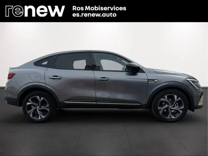 Usado Renault Arkana Engineered 145 CV (106 kW) 2022 Gris SUV