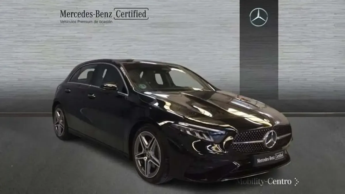 Usado Mercedes A180 115 CV (84 kW) 2024 Negro Utilitario