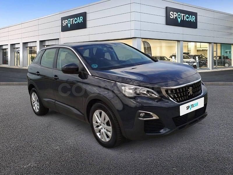 Usado Peugeot 3008 Active 130 CV (95 kW) 2019 Gris / plata SUV