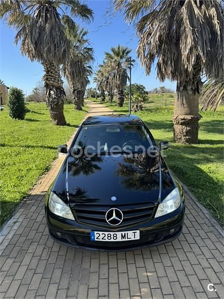 Usado Mercedes C200 Avantgarde 136 CV (100 kW) 2010 Negro Berlina