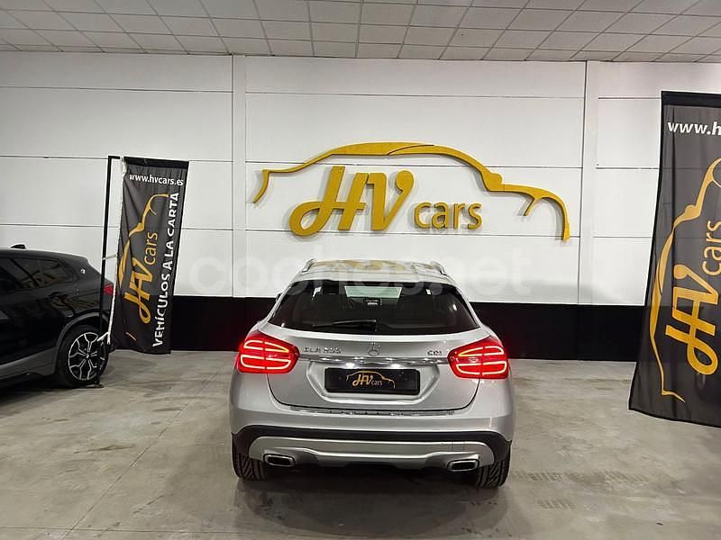 Usado Mercedes GLA200 Style 136 CV (100 kW) 2015 Gris / plata SUV