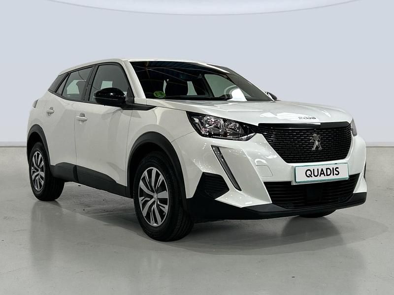Usado Peugeot 2008 Active 101 CV (74 kW) 2023 Blanco SUV